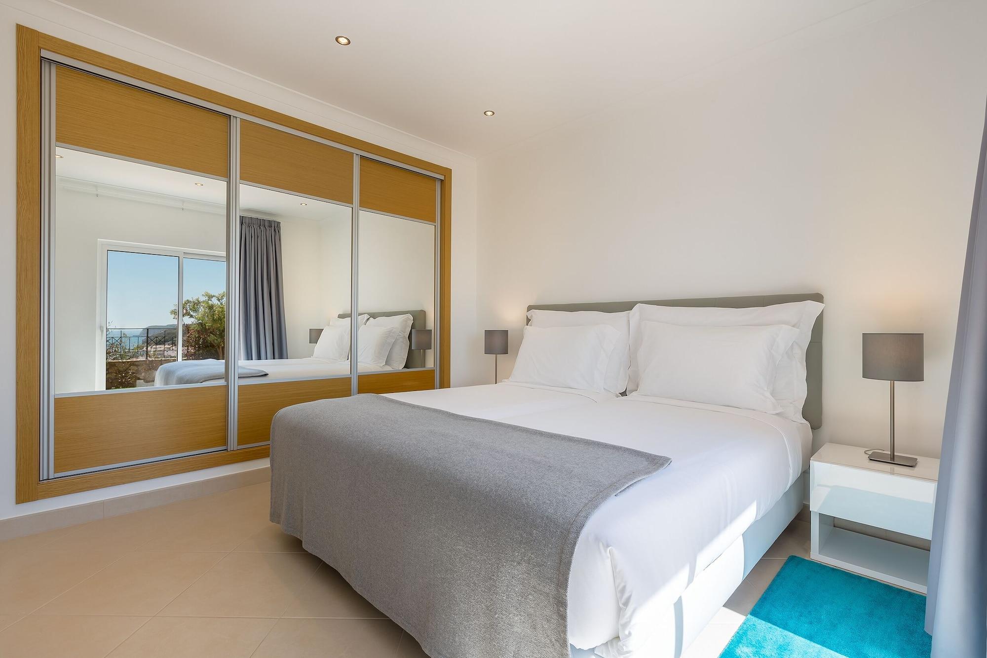 Nau Salema Beach Village エクステリア 写真