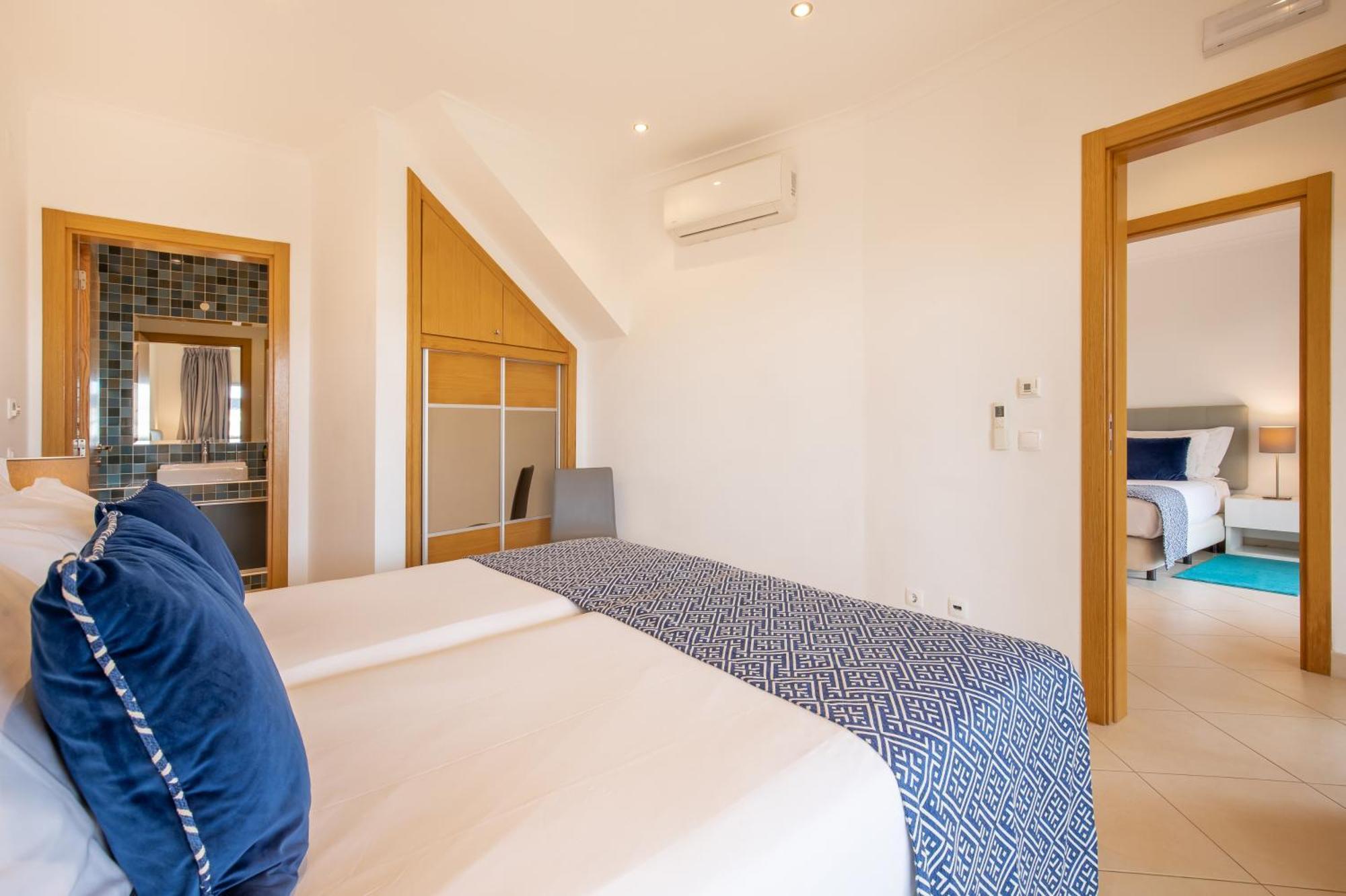 Nau Salema Beach Village エクステリア 写真