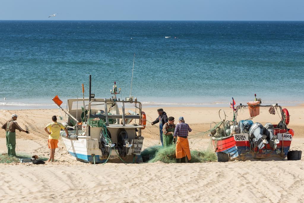 Nau Salema Beach Village エクステリア 写真